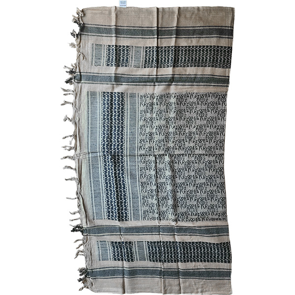 Minimalist shemagh used as modern head covering
